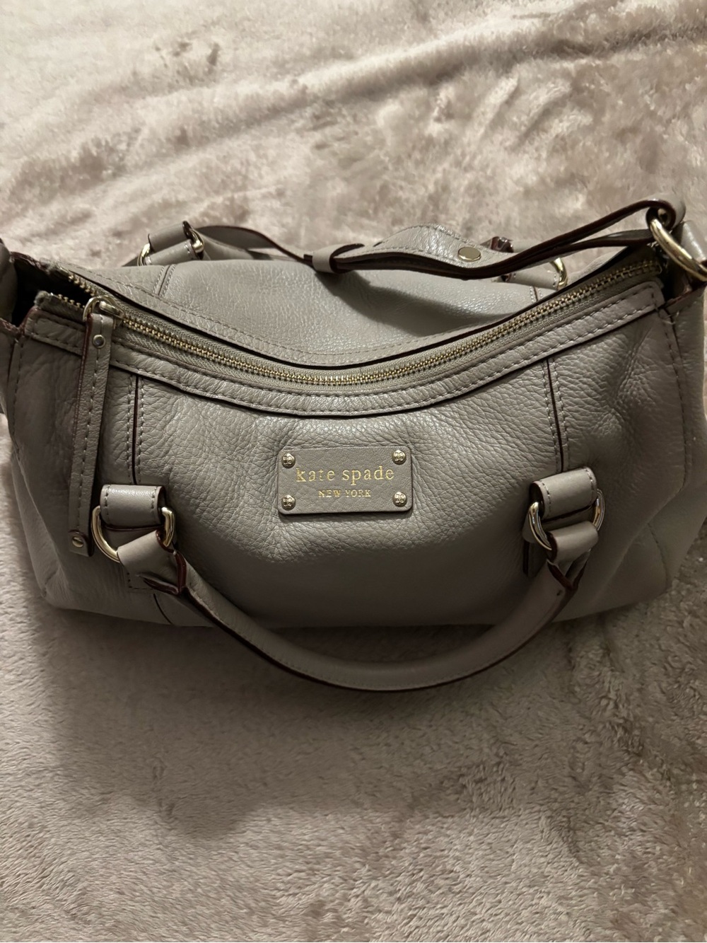 kate spade Satchel Handbag Taupe Leather Shoulder Bag with Gold Hardware